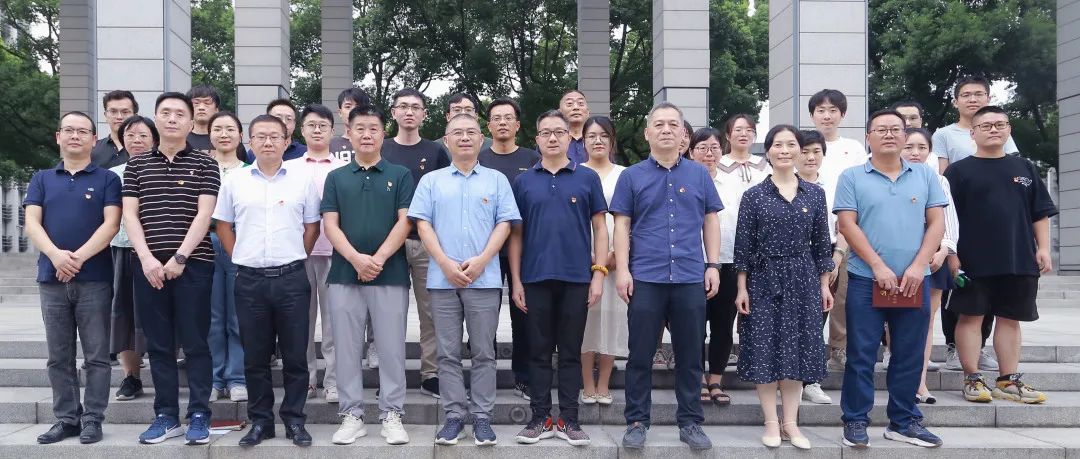 江南管理圓滿召開黨委、紀委換屆選舉黨員大會